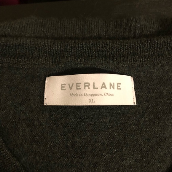Everlane 100% Soft Wool V-Neck Sweater,Sz-XL,Color-Heathered Olive Grn/Black - Picture 8 of 11